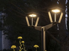 METRO COLLECTION - LAMPADAIRE SOLAIRE DEUX TETES ALUMINIUM