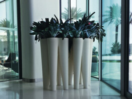 THE VASES EXTRALARGE   EXTRAVAGANT